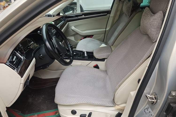 Used Volkswagen Phideon 2018 Revised Version 380TSI Two-Wheel Drive Business Edition