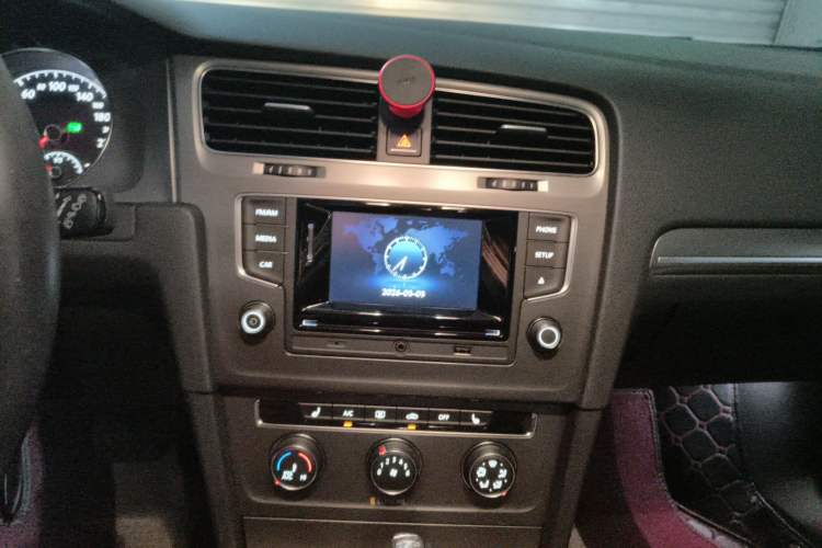 Used Volkswagen Golf 2016 230TSI Automatic Luxury Version
