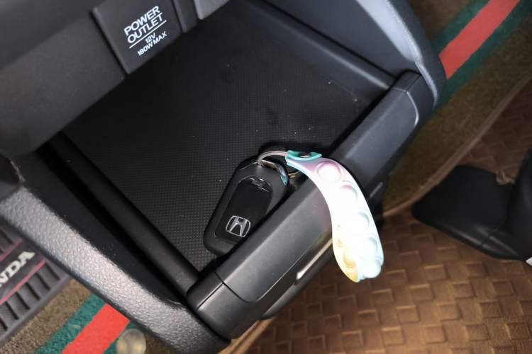 Used Honda Odyssey 2018 2.4L Smart Edition Vehicle Key