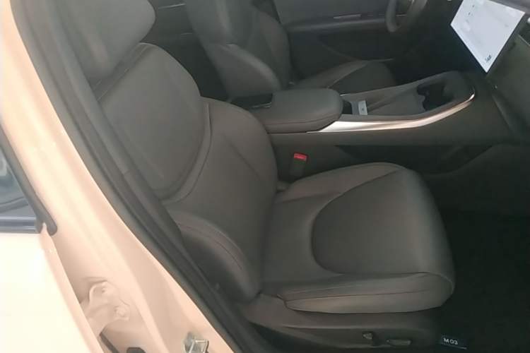 Used XPeng MONA M03 2025 600 with Ultra-Long Range Max