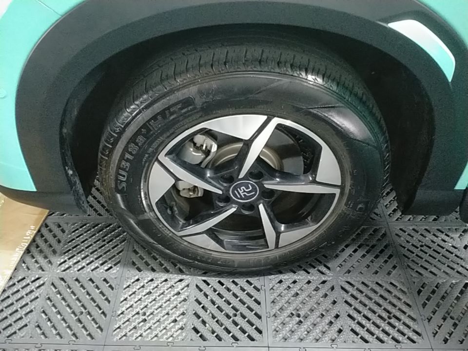 BYD Yuan UP 2025 Intelligent Driving Version 401 km Leading Edition — снимка 10