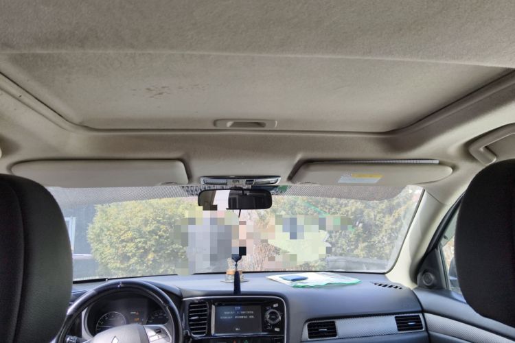 Used Mitsubishi Outlander 2014 2.4L 4x4 Deluxe Value Edition 5 Seats