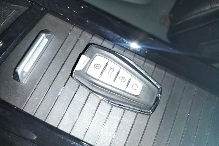 Used Geely Auto Emgrand X7 Sport 2024 1.5TD Prestige Edition