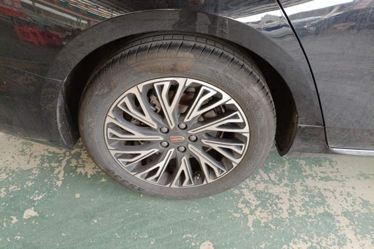 Used Hongqi H5 2024 2.0T Automatic Smart Connect Flagship Edition
