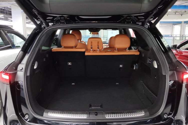 Used XPeng G9 2025 625 Long-Range Max Trunk