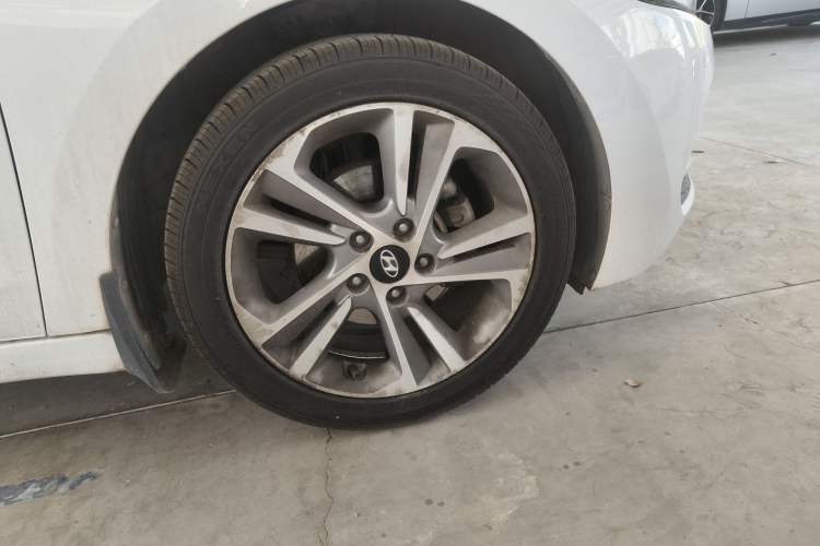 Used Hyundai Elantra (6th Generation / Lingdong) 2016 1.6L Automatic ZhiXuan – Elite Version