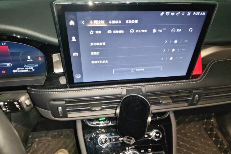 Used Lincoln Corsair 2022 2.0T Two-Wheel Drive Luxury Edition Audio And AC Panel