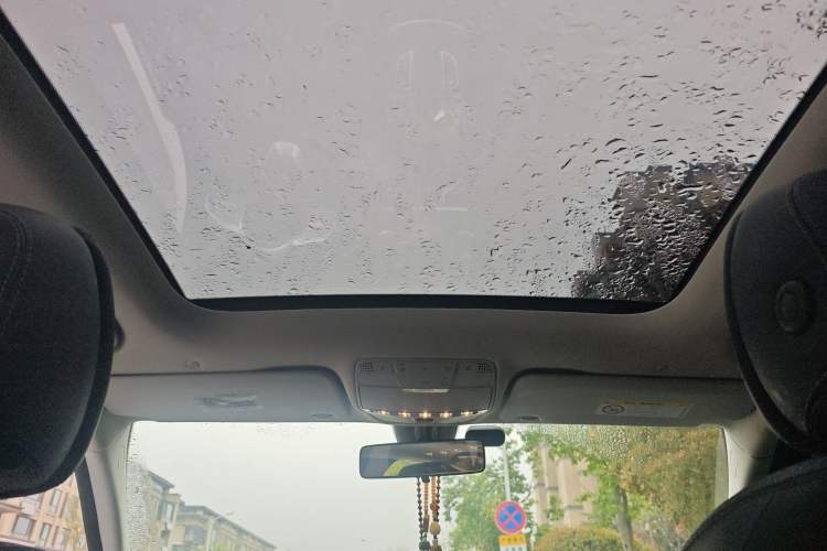 Used Mercedes-Benz C-Class 2021 C 260 L Sport Edition Headliner