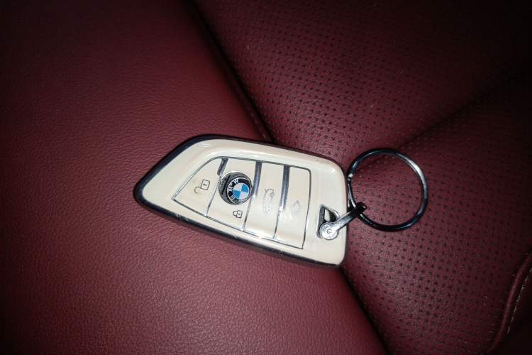 Used BMW X4 2022 xDrive 25i M Sport Package Vehicle Key