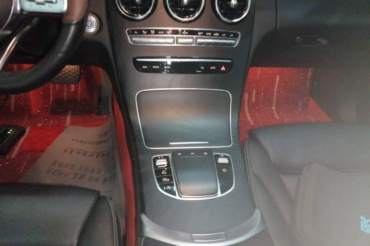 Used Mercedes-Benz C-Class 2020 C 260 L Sport Edition Gear Lever