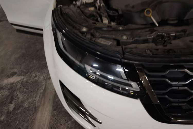 Used Land Rover Range Evoque 2021 Range Rover Velar 249 PS R-Dynamic S Performance Edition Right Front Headlight