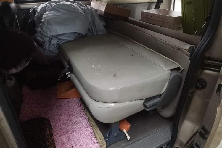 Used Wuling Rongguang V 2016 1.2L Practical Version Left Rear Seat