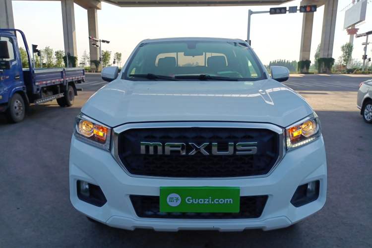 Used SAIC MAXUS T70 2020 2.0T Diesel Automatic 4x4 Commemorative Edition with Long Bed and High Ground Clearance
