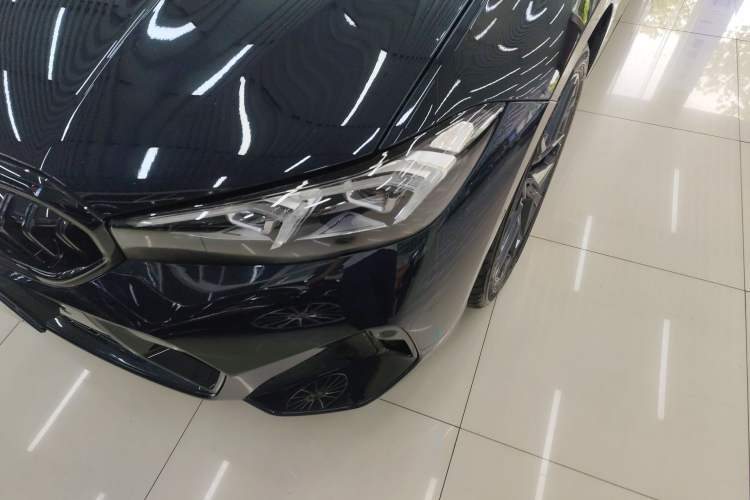 Used BMW 3 Series 2025 330Li M Sport Shadowline Package Left Front Headlight