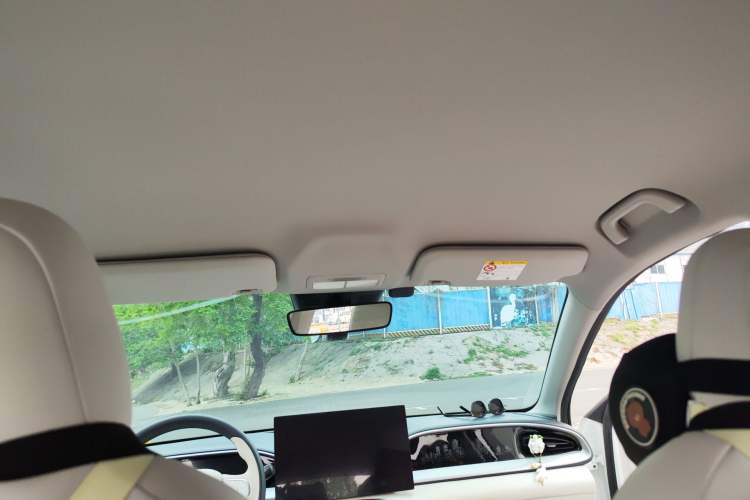 Used Geely Galaxy Geome 2025 UP 410km Exploration+ Edition
