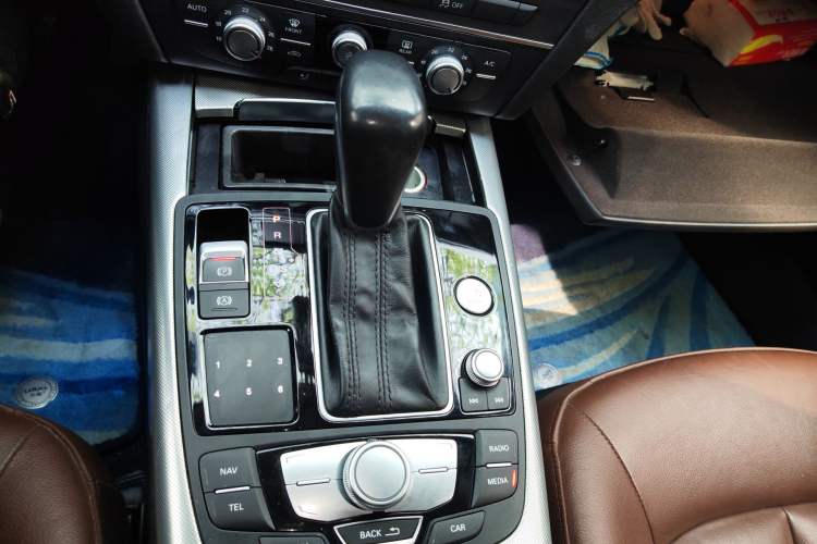 Used Audi A6L 2016 TFSI Technology Edition Gear Lever