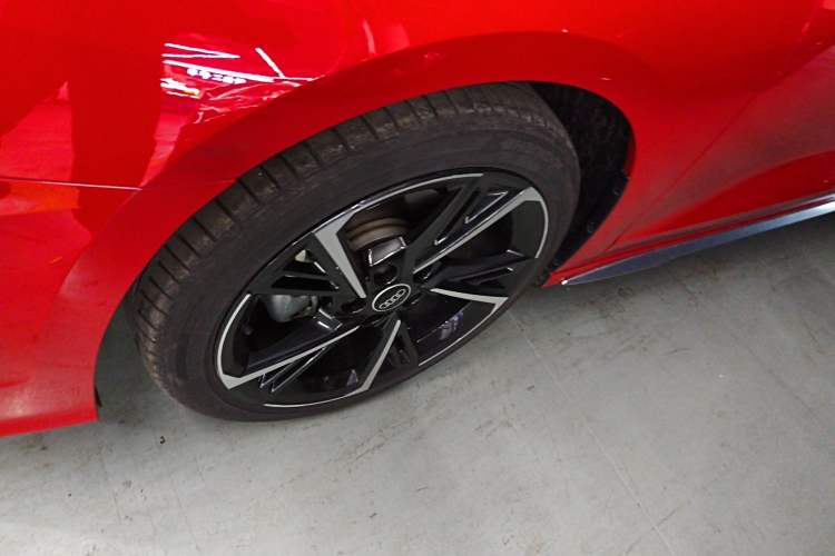 Used Audi A3 2024 Sportback 35 TFSI Fashionable Sports Model Left Front Wheel Hub