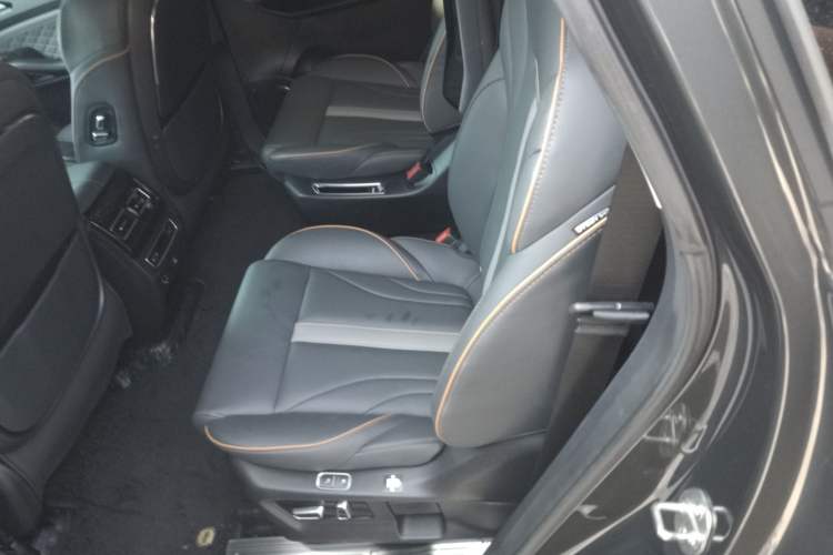 Used FORTHING Yacht 2022 1.5T DCT Chasing-the-Waves Edition