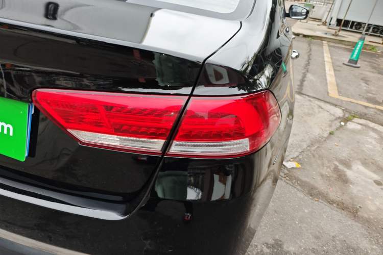 Used Kia K4 2014 1.8L Automatic DLX