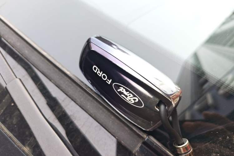 Used Ford Edge 2025 Escape L 2.0T EcoBoost Two-Wheel Drive 7-Seater Luxury Model
