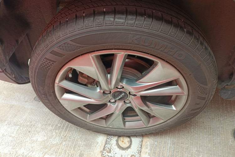 Used Haval H6 2022 3rd Generation 1.5T Automatic Two-Wheel Drive Supreme+ Right Rear Wheel Hub