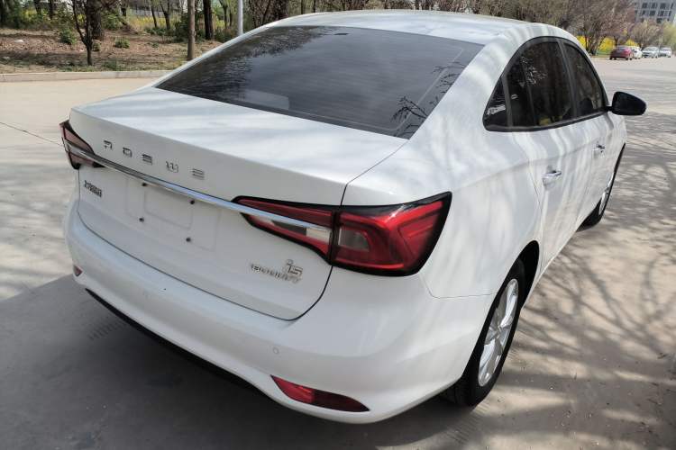 Used Roewe i5 2020 1.5L Automatic 4G Connected Linghao Edition