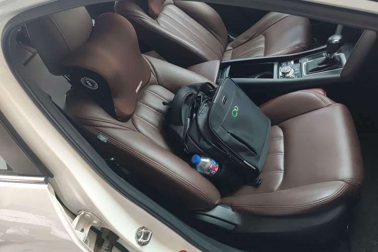 Used Mazda CX-4 2018 2.0L Automatic Two-Wheel Drive Blue Sky Dynamic Version China VI Standard
