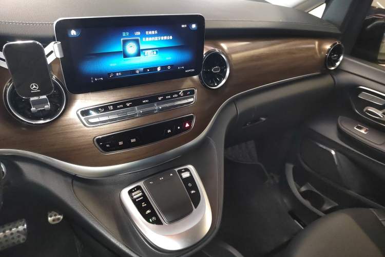 Used Mercedes-Benz V-Class 2021 V 260 Prestige Edition