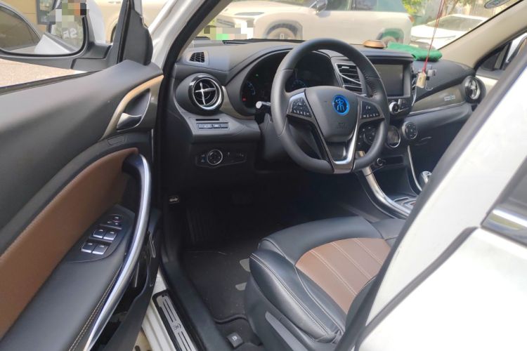 Used BYD Song New Energy 2017 Song DM 1.5TID All-Wheel Drive Luxury Model Driver Seat