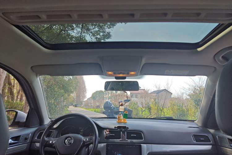 Used Volkswagen Lavida 2017 1.6L Automatic Comfort Edition