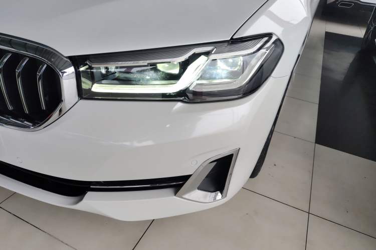 Used BMW 5 Series 2022 Second Facelift 530Li Leading Edition Luxury Package
