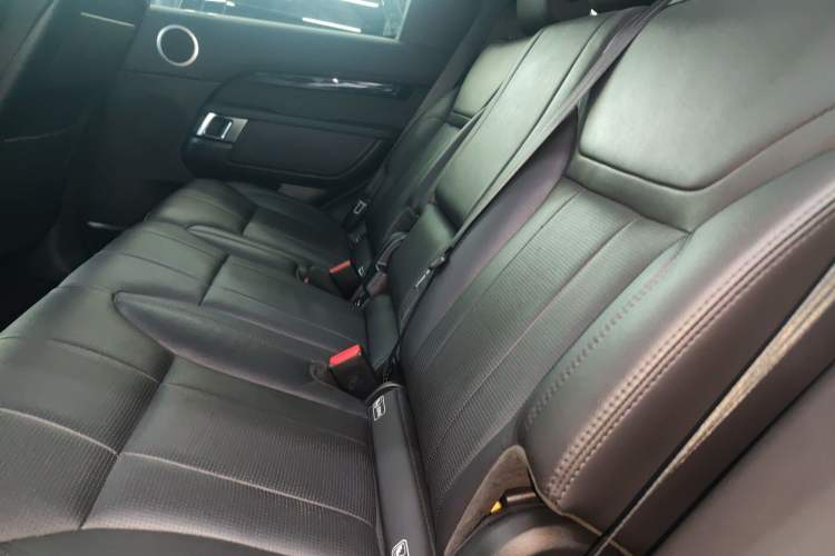 Used Land Rover Discovery 2020 3.0 SC V6 SE
