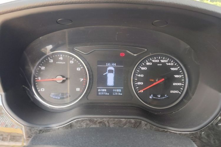 Ojetý JAC Refine M4 2016 2.0L Manual Luxury Version