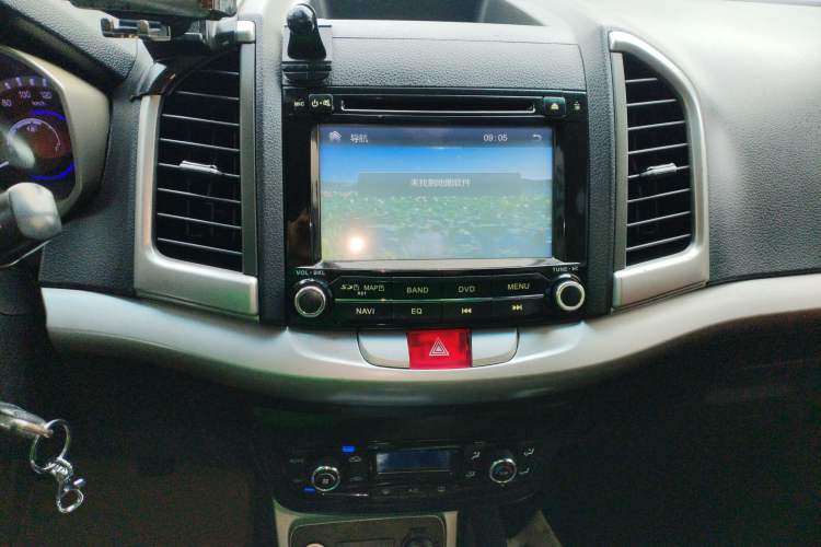 Used JAC Group Refine S3 2014 1.5L Manual Luxury Smart Model Audio And AC Panel