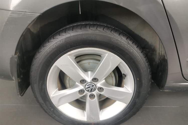 Used Volkswagen Santana 2013 1.6L Automatic Comfort Edition
