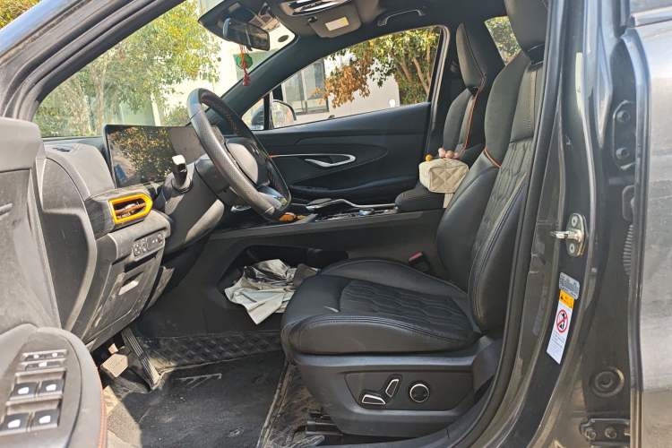 Used CHANGAN UNI-T 2022 1.5T Flagship Edition
