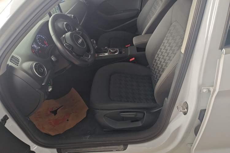 Used Audi A3 2016 Limousine 35 TFSI Ambition Edition