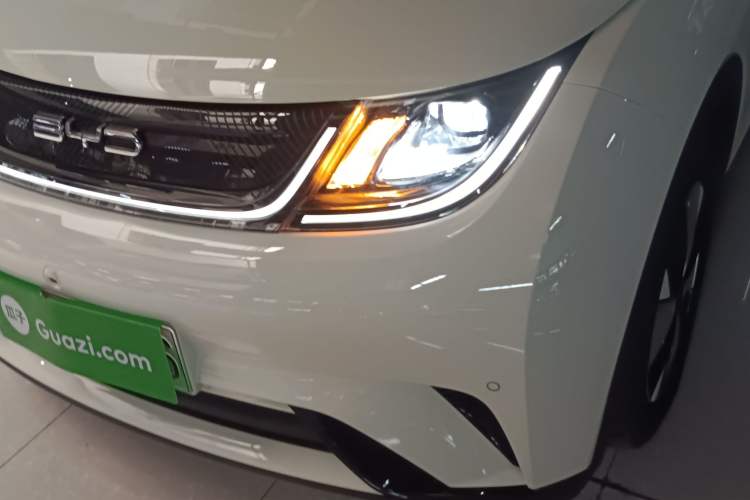 Used BYD Dolphin 2023 420 km Fashion Edition
