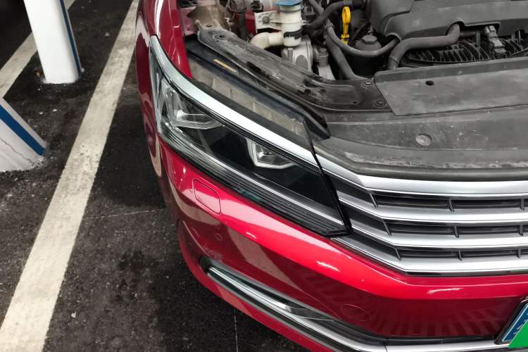 Used Volkswagen Passat 2016 330TSI DSG Prestige Edition Right Front Headlight