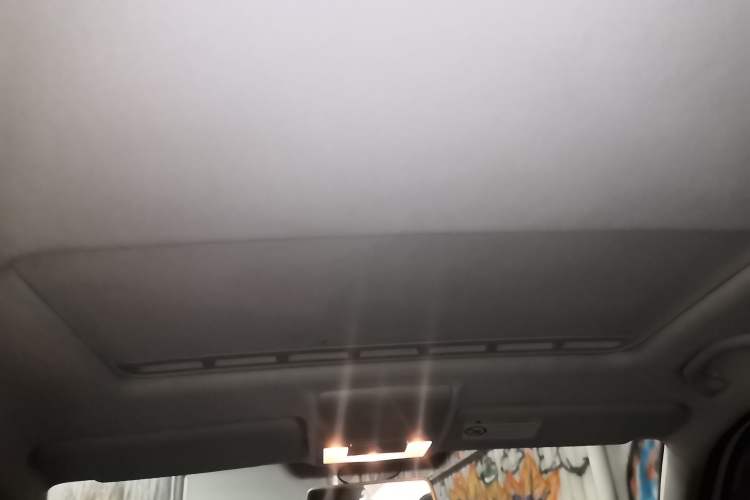 Used Volkswagen Gran Lavida 2015 1.6L Automatic Comfort Edition
