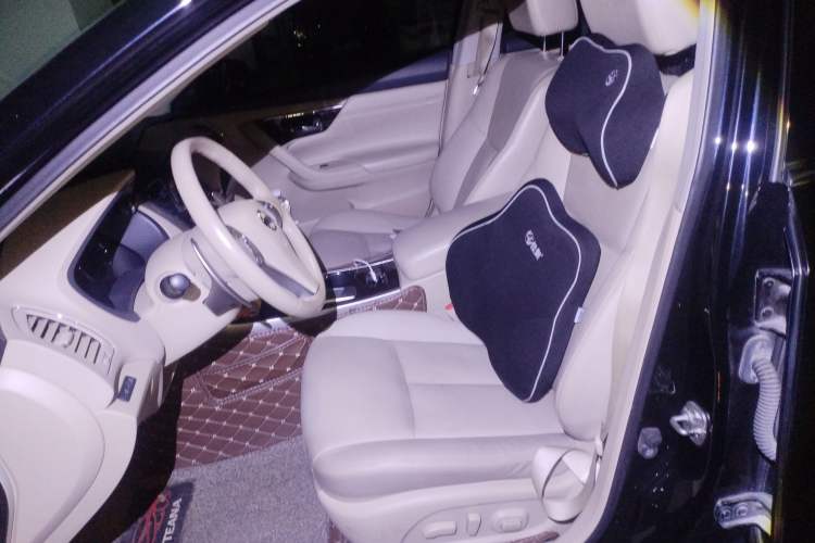 Used Nissan Teana 2015 2.5L XL Upper Champions League Tech Edition Left Front Seat