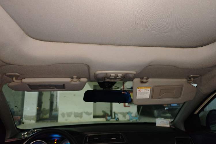 Used BAIC Senova X65 2015 2.0T Automatic Elite Model
