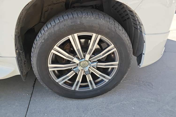 Used Toyota Land Cruiser 
