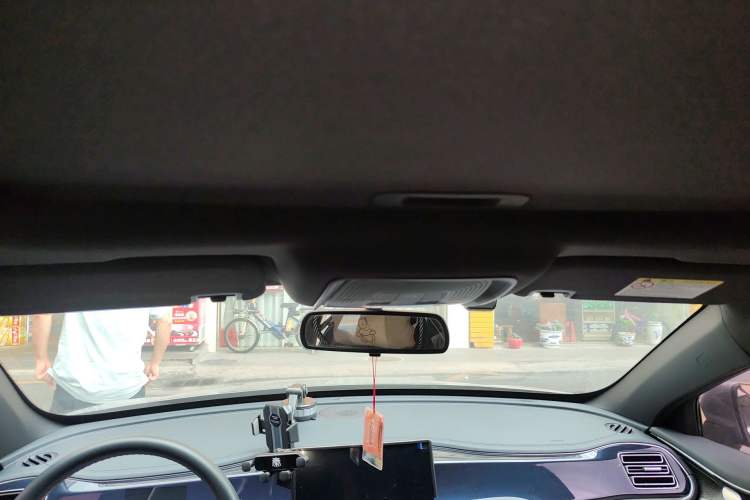 Used BYD Qin PLUS 2021 EV 500KM Luxury Model Headliner