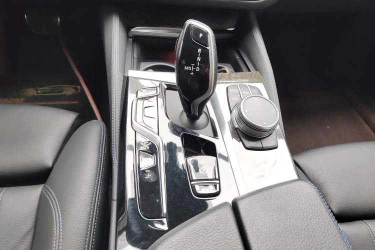 Used BMW 6 Series GT 2021 630i M Sport Package Gear Lever