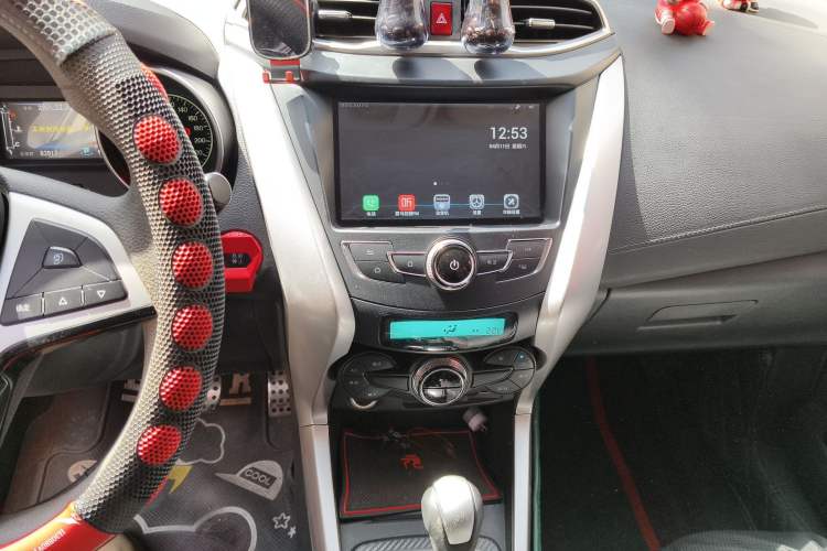 Used BYD Yuan 2017 1.5L Automatic Cool & Connected Model Audio And AC Panel