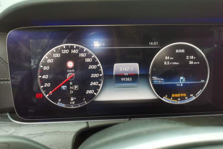 Used Mercedes-Benz E-Class 2017 E 200 L Sport 4MATIC Odometer Close Up