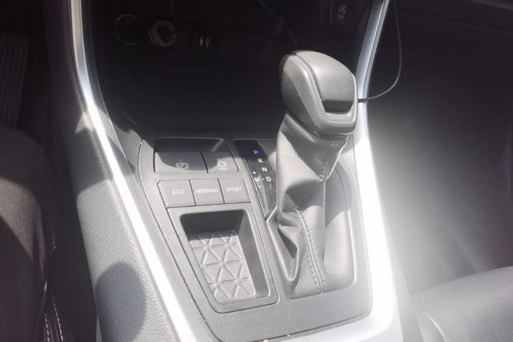 Used Toyota RAV4 2021 2.0L CVT Two-Wheel Drive Fashion PLUS Edition