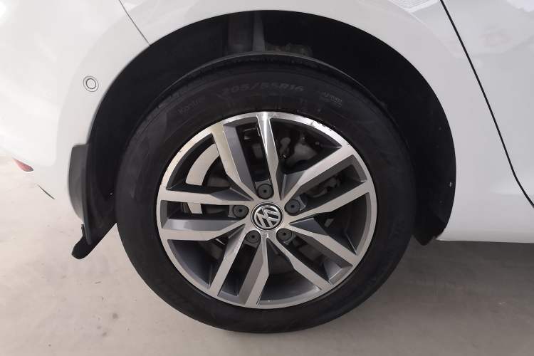 Used Volkswagen Golf 2017 230TSI Automatic Luxury Million-Vehicle Commemorative Edition