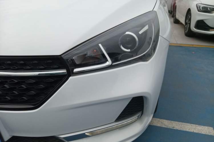Used Chery Arrizo 5 2019 Revised PRO 1.5L CVT Youth Edition China VI Standard Left Front Headlight